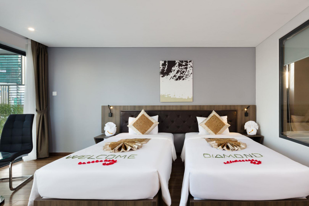 Diamond Nha Trang Hotel 3*