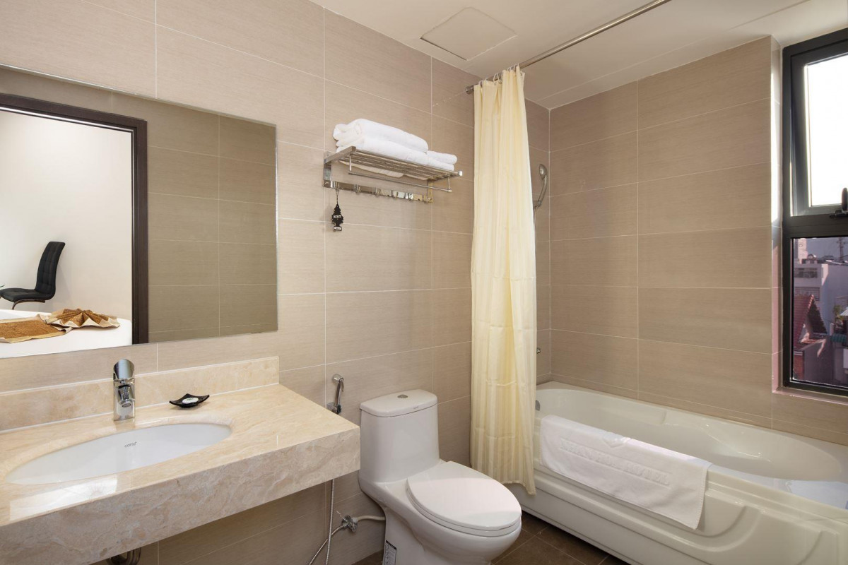Diamond Nha Trang Hotel 3*