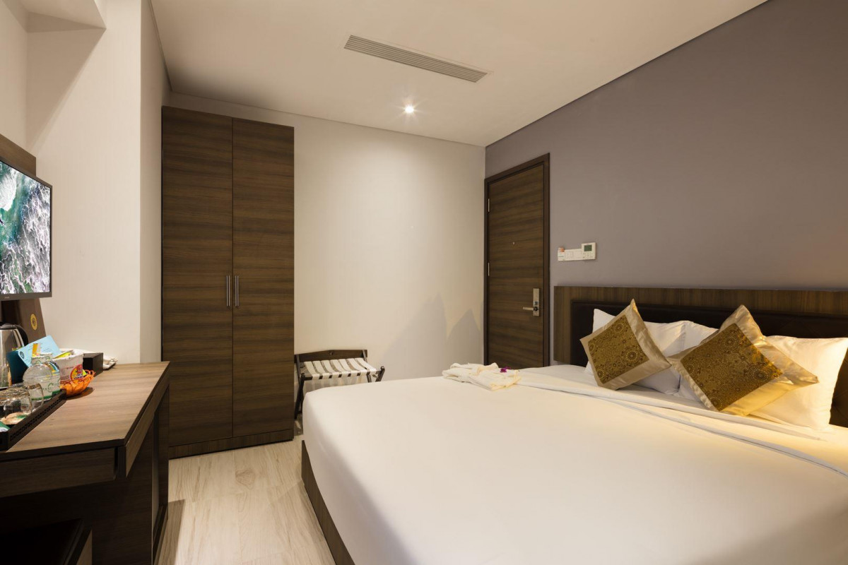 Diamond Nha Trang Hotel 3*