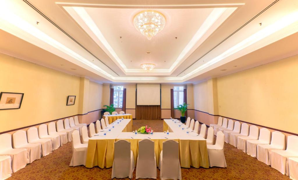 Equatorial 5*