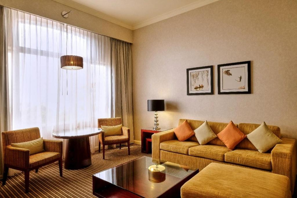 Equatorial 5*