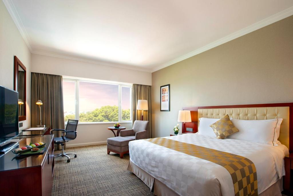 Equatorial 5*