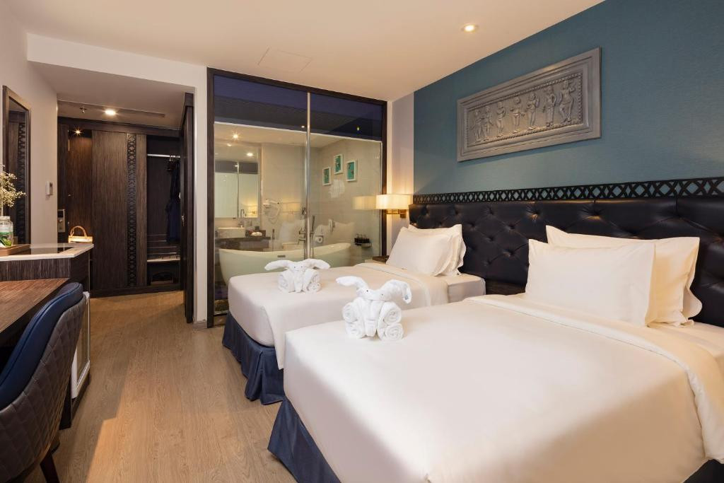 Erica Nha Trang 4*