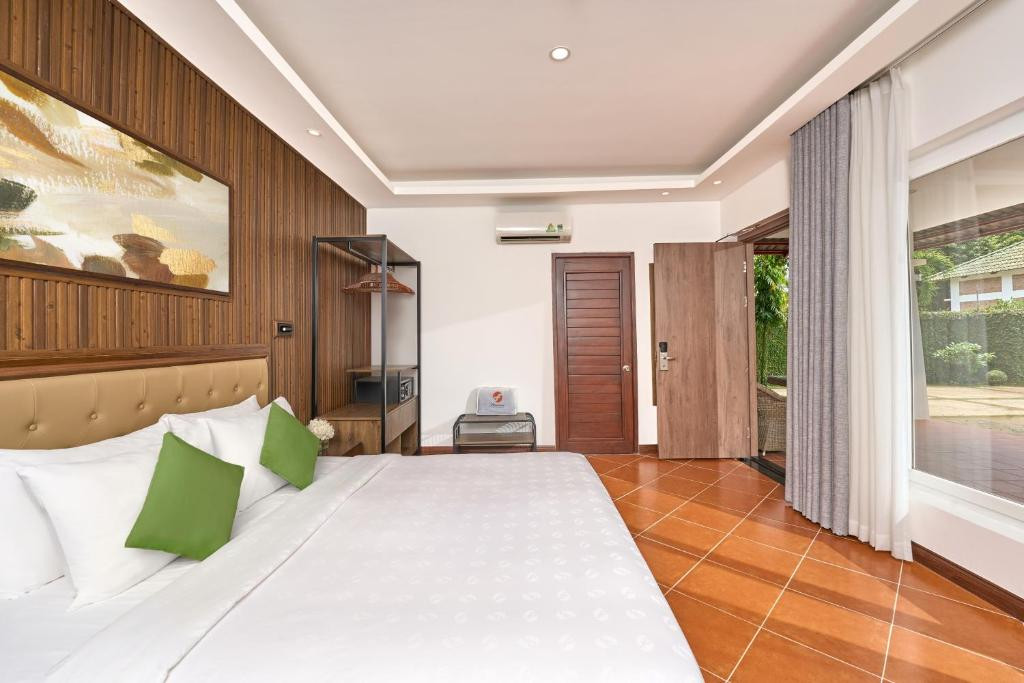 Famiana Green Villa 4*