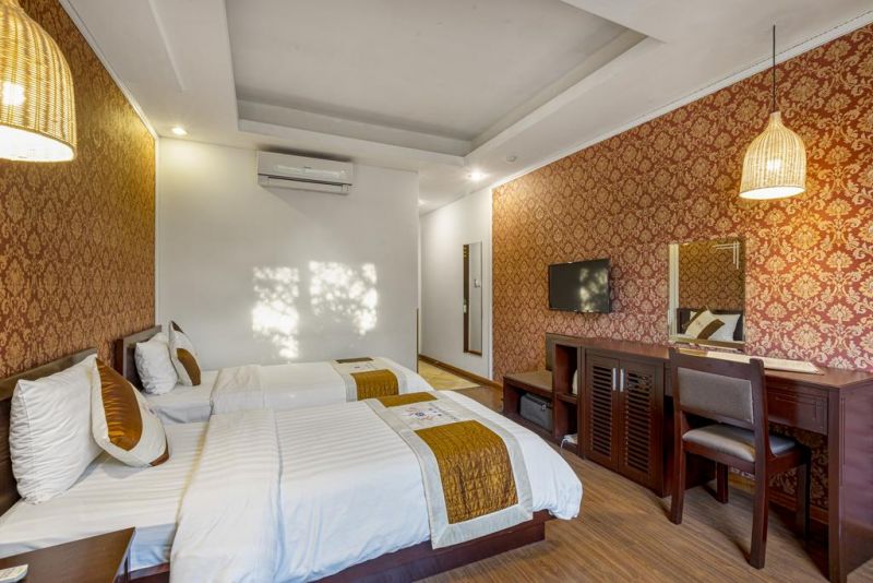 First Eden Hotel 3*