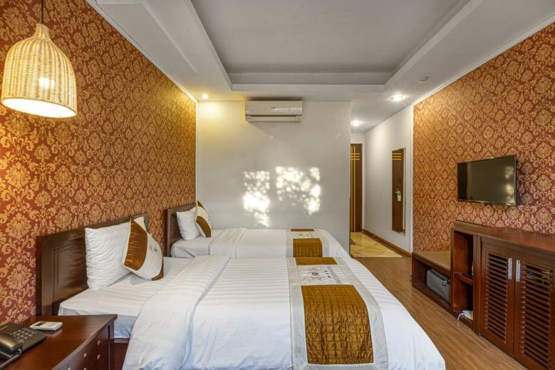 First Eden Hotel 3*
