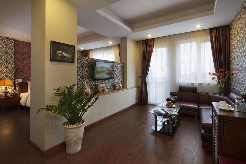 First Eden Hotel 3*