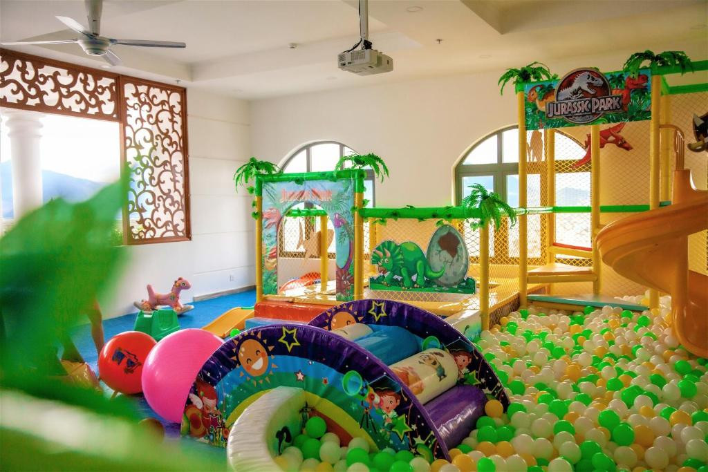 Florida Hotel Nha Trang 5*