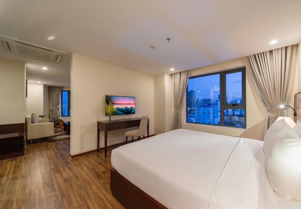 Florida Hotel Nha Trang 5*