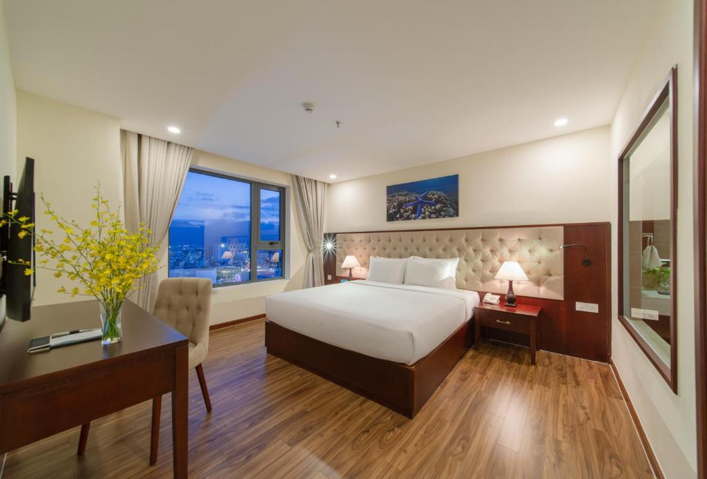 Florida Hotel Nha Trang 5*