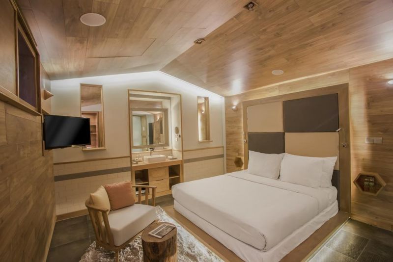 Fusion Suites Saigon 5*
