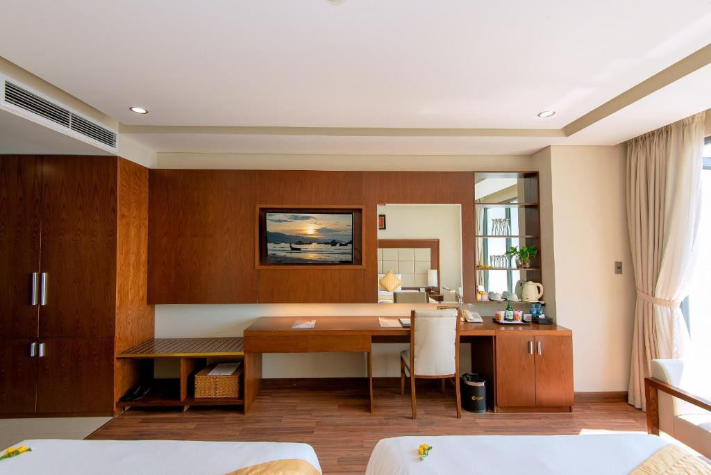 Grand Sea Danang 4*