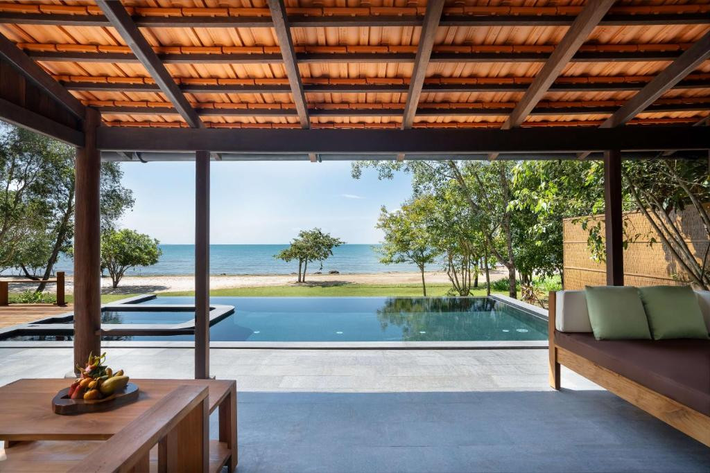 Green Bay Phu Quoc Resort & Spa 4*