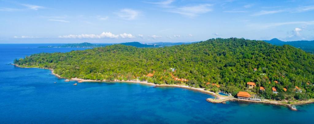 Green Bay Phu Quoc Resort & Spa 4*