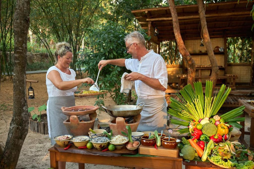 Green Bay Phu Quoc Resort & Spa 4*