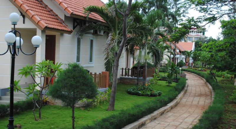 Hai Duong Intourco Resort 4*
