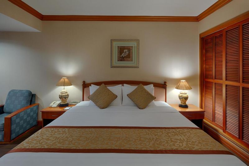 Halong Plaza 4*