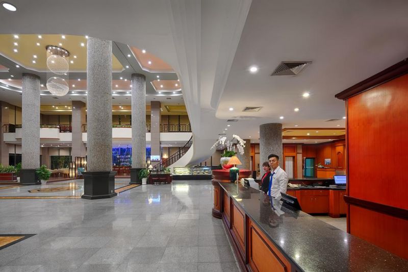 Halong Plaza 4*