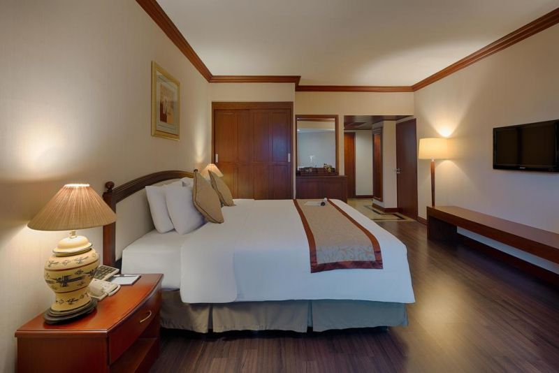 Halong Plaza 4*