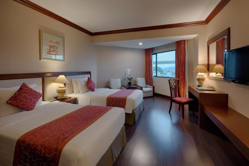 Halong Plaza 4*
