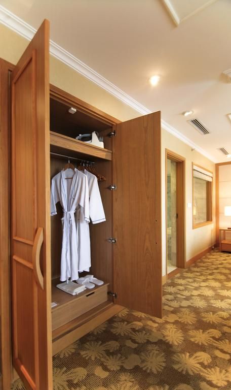 Hilton Garden Inn Hanoi 4*