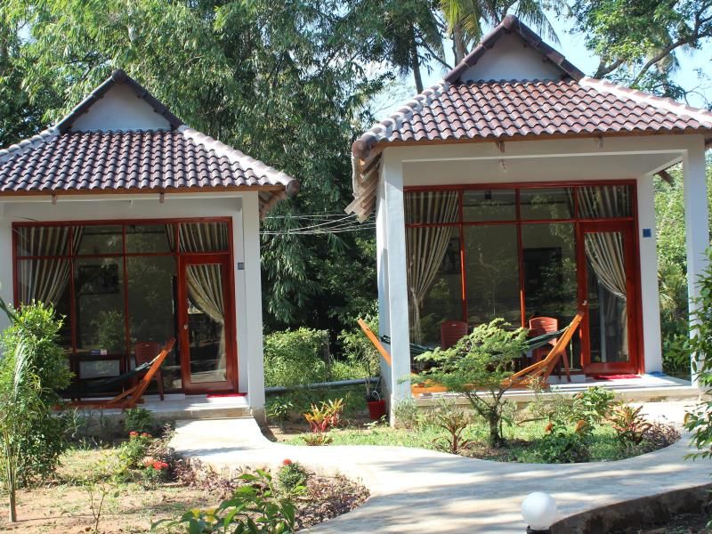 Hoa Nhat Lan Bungalow 1*