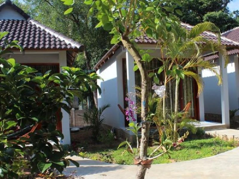Hoa Nhat Lan Bungalow 1*