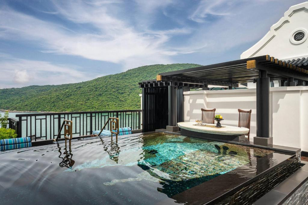 Intercontinental Danang Sun Peninsula Resort (Ex. Intercontinental Danang) 5*