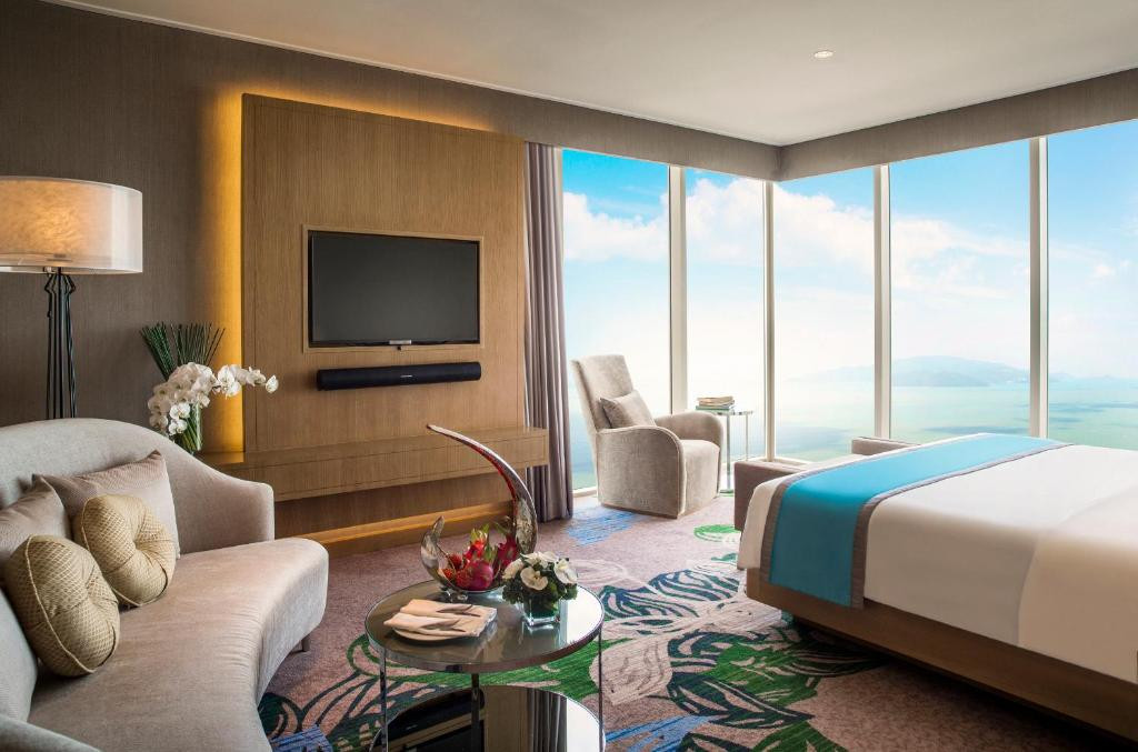 Intercontinental Nha Trang 5*