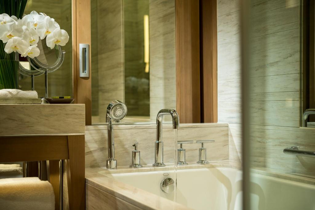 Intercontinental Nha Trang 5*