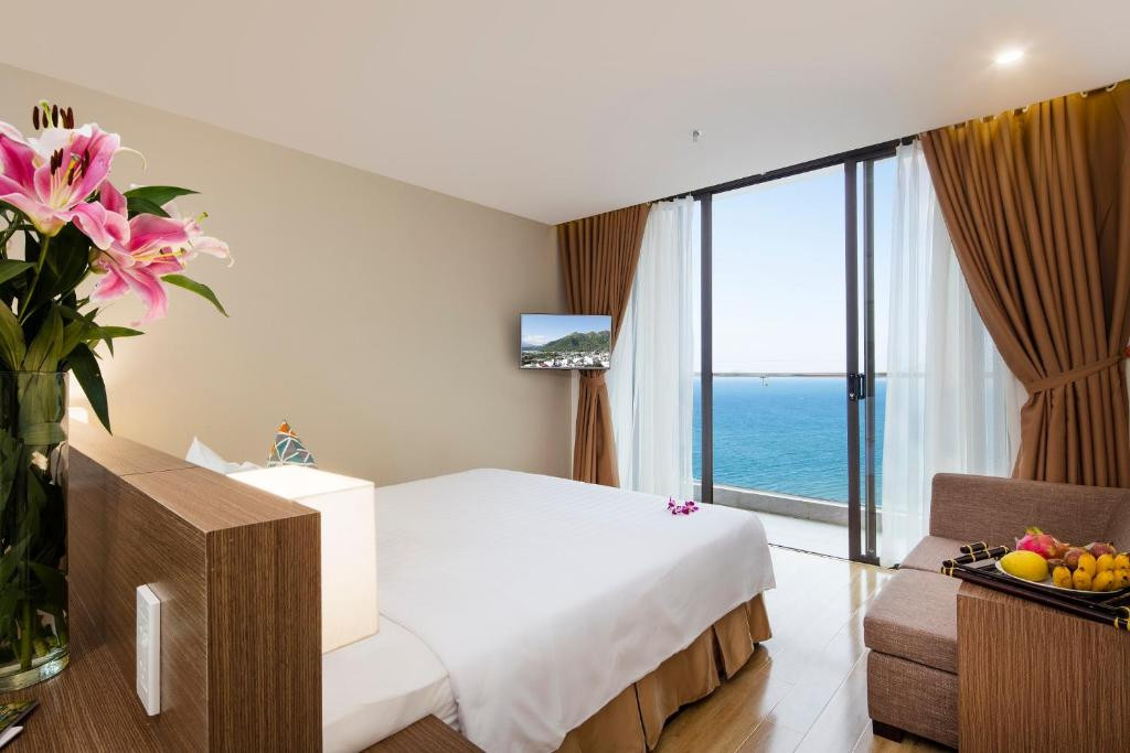 King Town Grand Hotel & Wedding Center 4*