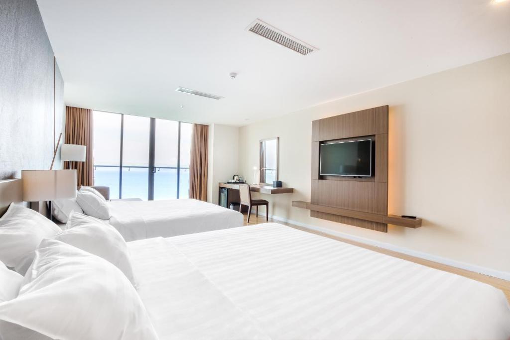 King Town Grand Hotel & Wedding Center 4*