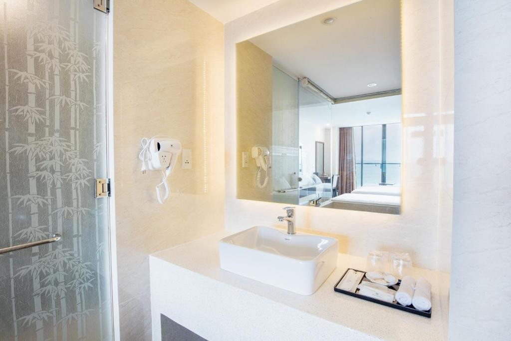 King Town Grand Hotel & Wedding Center 4*
