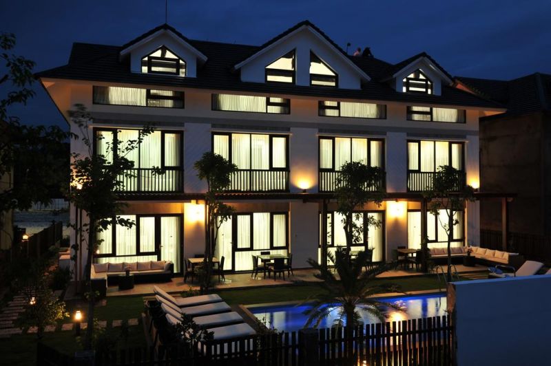 Kosmos Villa 3*