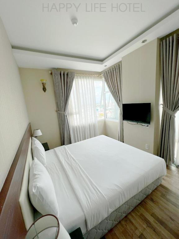 Happy Life Hotel (Ex. Liberty Saigon South) 3*