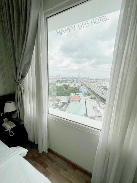 Happy Life Hotel (Ex. Liberty Saigon South) 3*