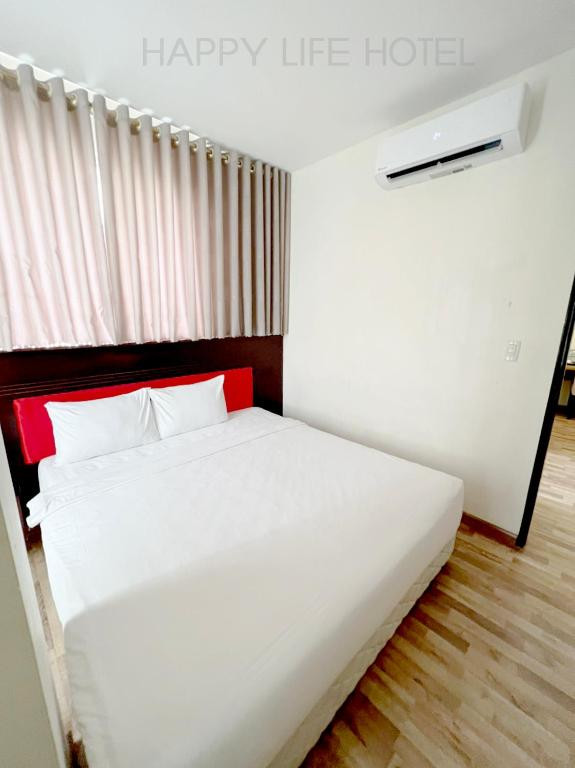 Happy Life Hotel (Ex. Liberty Saigon South) 3*