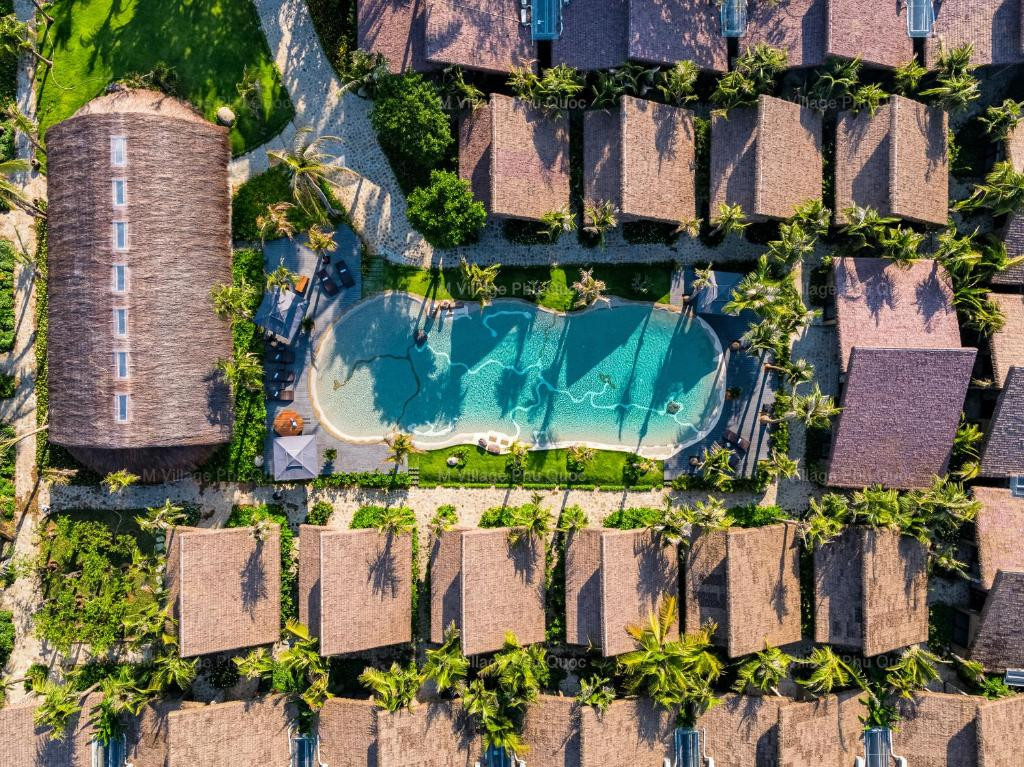 M Village Phu Quoc 3*
