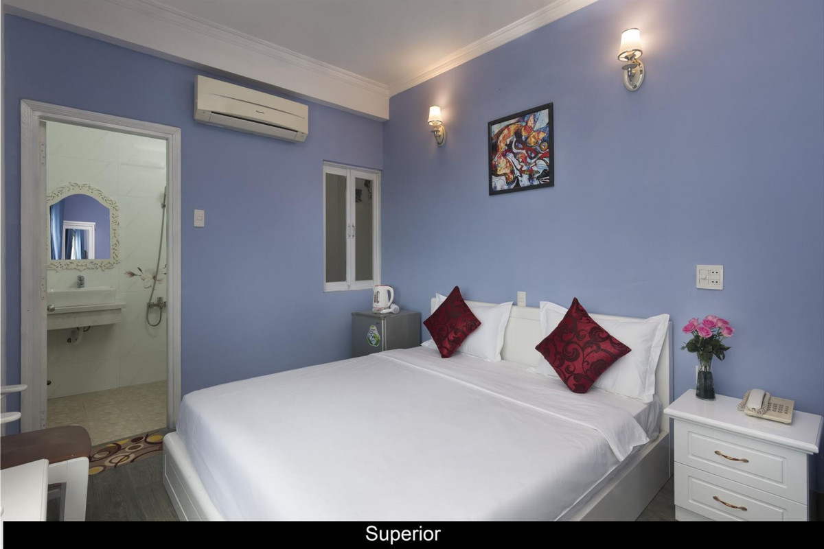 Montana Hotel 3*