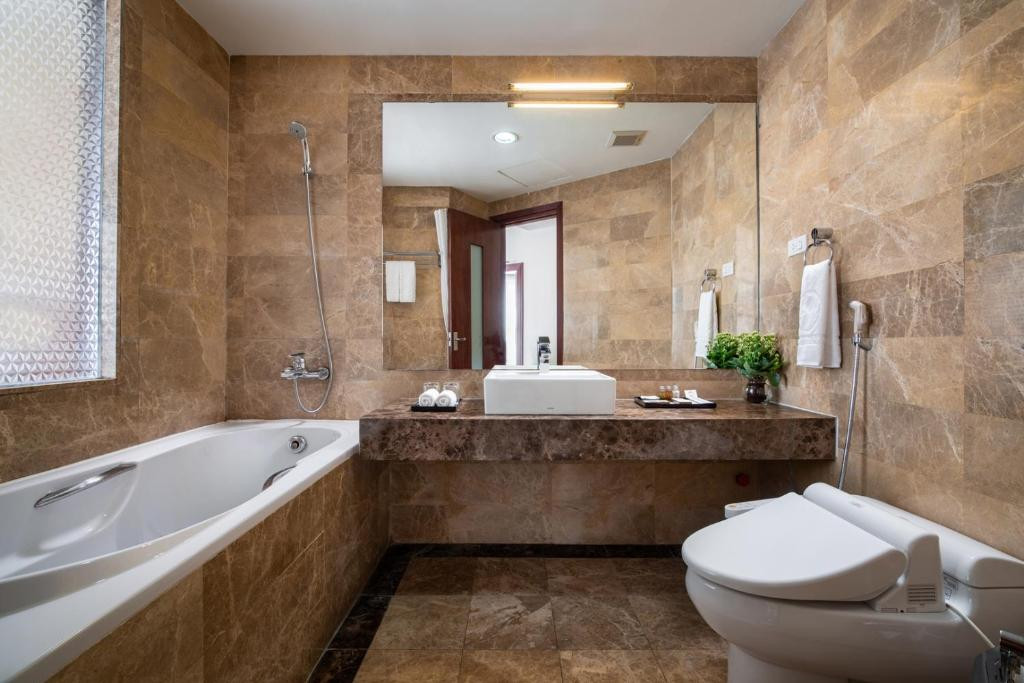 Nesta Hanoi (Ex. Vista) 4*