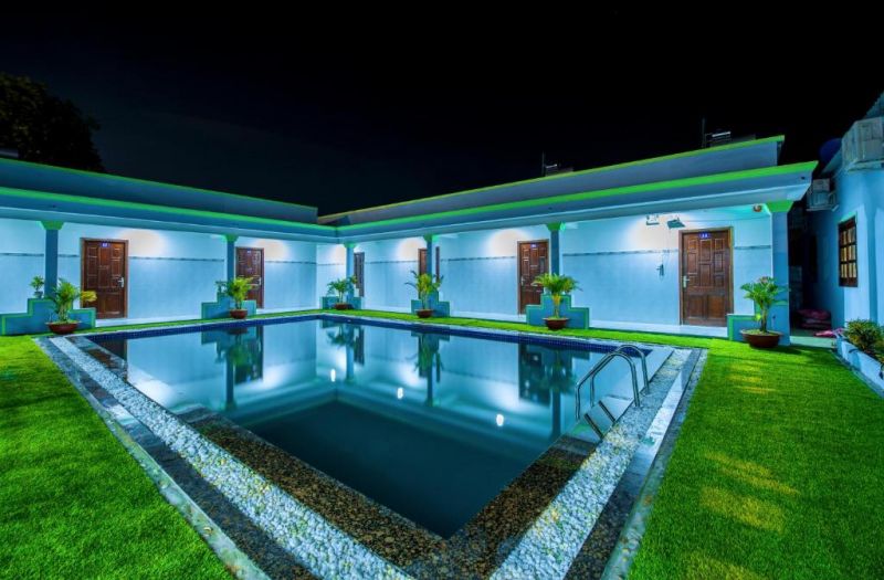 Nguyen Toan Hotel 2*
