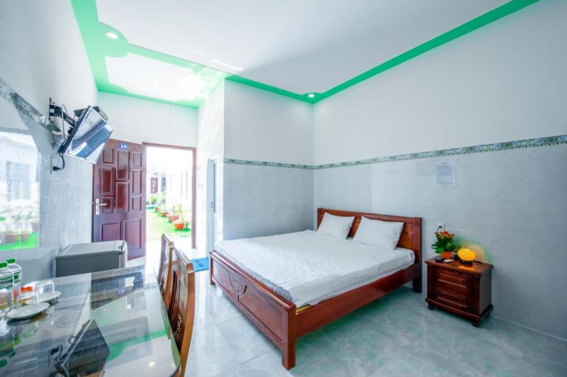 Nguyen Toan Hotel 2*