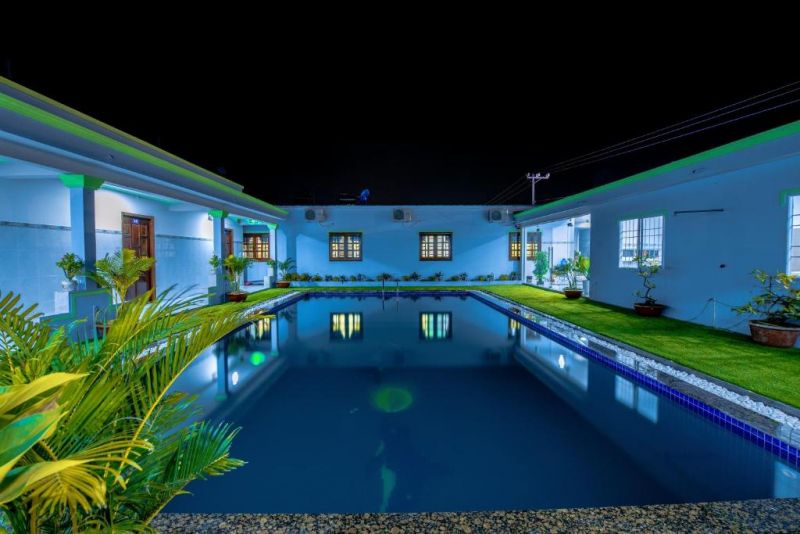 Nguyen Toan Hotel 2*