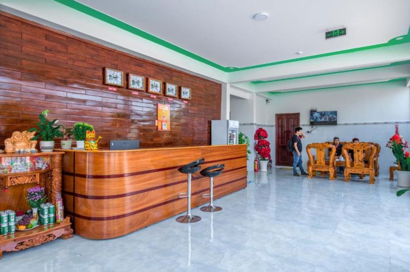 Nguyen Toan Hotel 2*