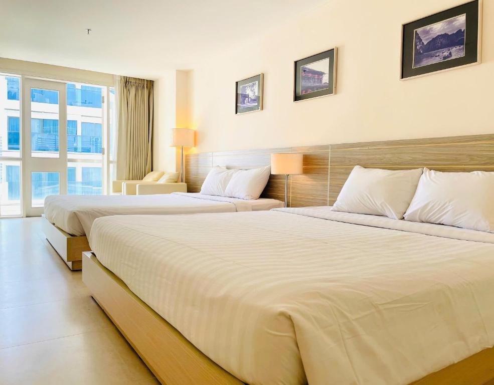 Nhi Phi Hotel 3*