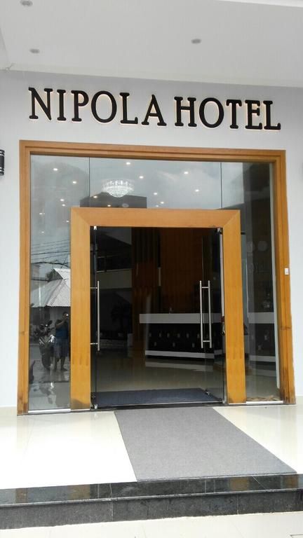 Nipola Hotel 2*