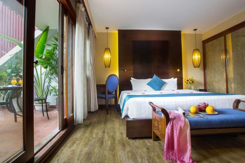 Oriental Suites Hotel & Spa 4*