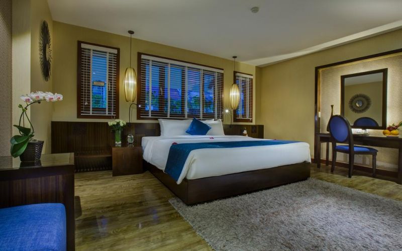 Oriental Suites Hotel & Spa 4*