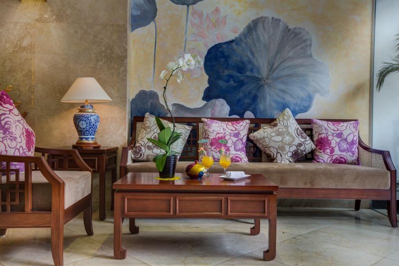 Oriental Suites Hotel & Spa 4*