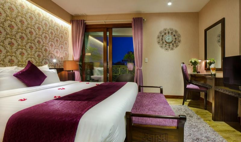 Oriental Suites Hotel & Spa 4*
